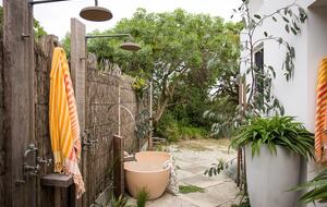 Luxury Coastal Retreat with Direct Beach Access - Queenscliff, Australia