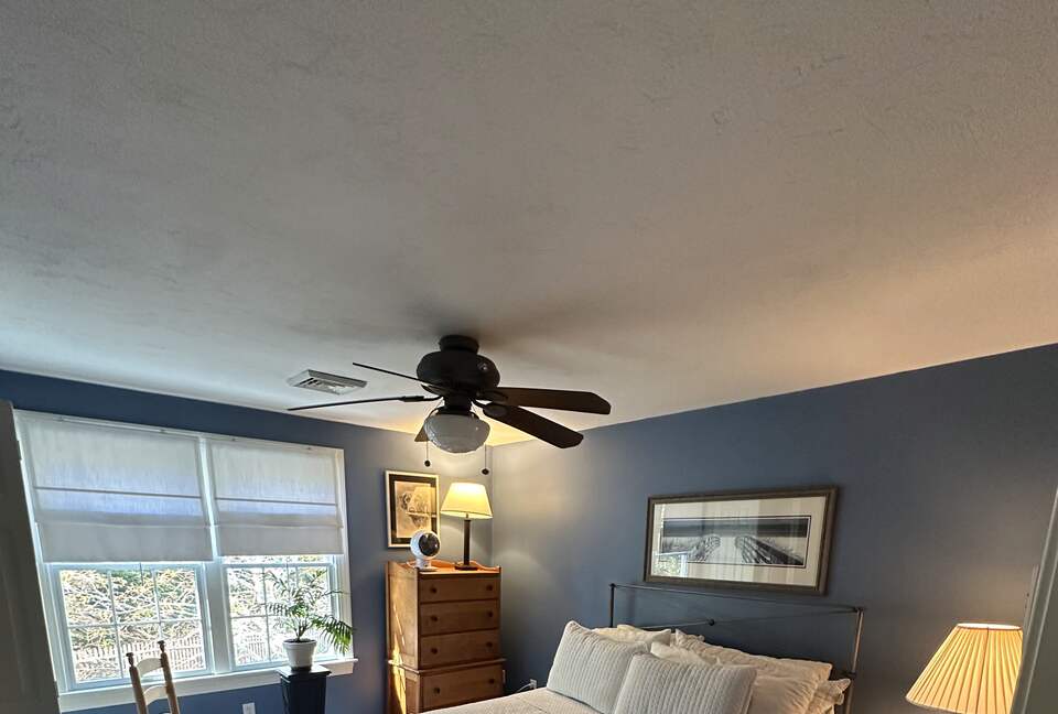 Queen Guest Bedroom with View of Back Garden