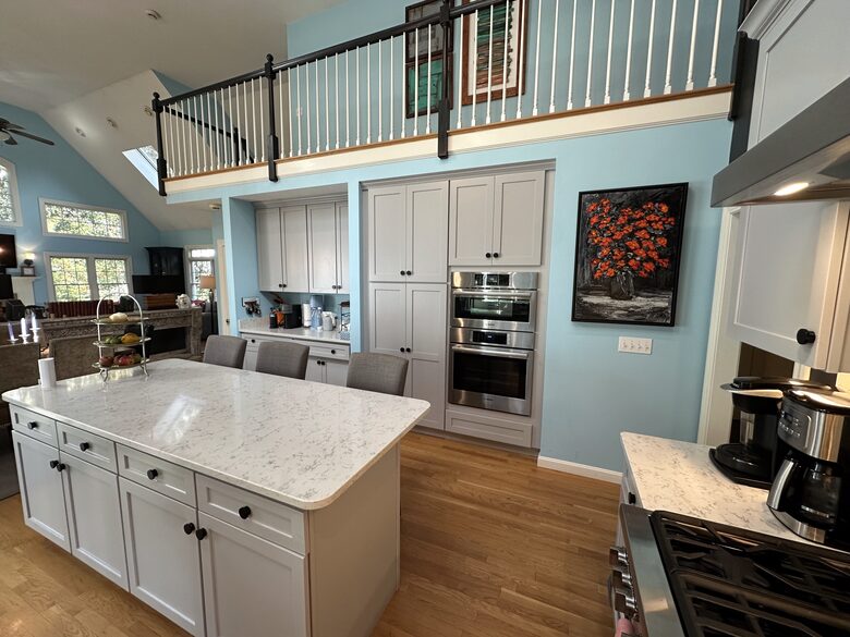 Kitchen with Double Oven & Microwave