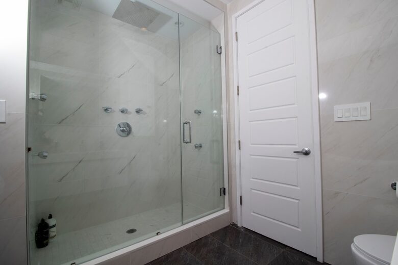 Stylish Brownstone Retreat in the Heart of Historic Brooklyn - Brooklyn, New York