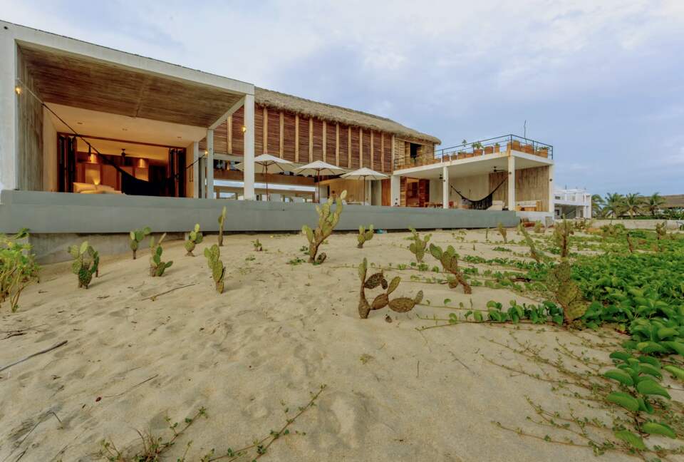 Luxury Oceanfront Escape Along Oaxaca’s Pacific Shore - Puerto Escondido, Mexico