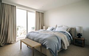 Luxury Coastal Retreat with Direct Beach Access - Queenscliff, Australia