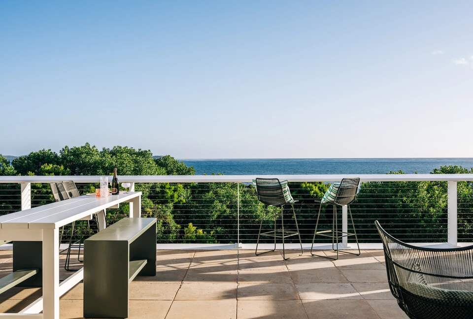 Luxury Coastal Retreat with Direct Beach Access - Queenscliff, Australia