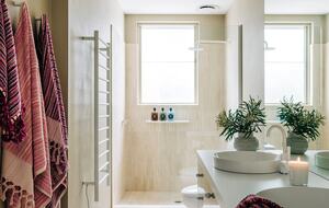 Luxury Coastal Retreat with Direct Beach Access - Queenscliff, Australia