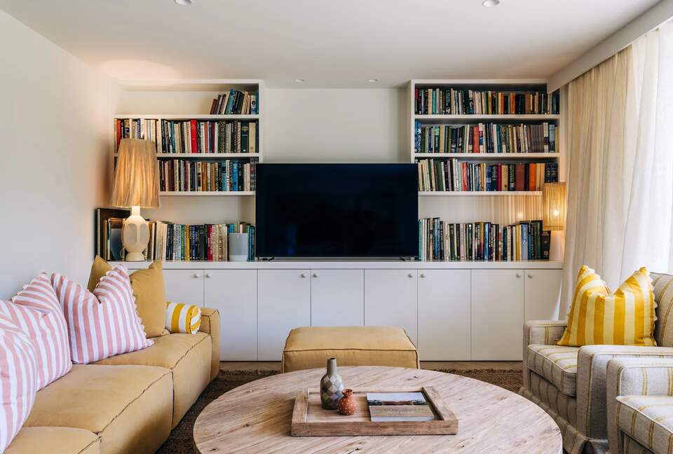 Luxury Coastal Retreat with Direct Beach Access - Queenscliff, Australia