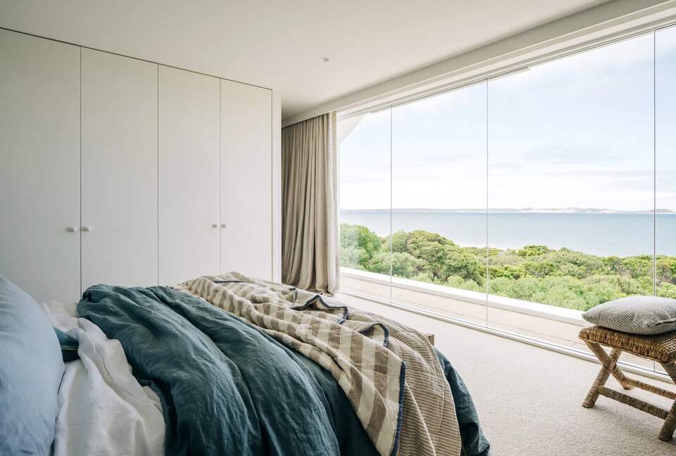 Luxury Coastal Retreat with Direct Beach Access - Queenscliff, Australia