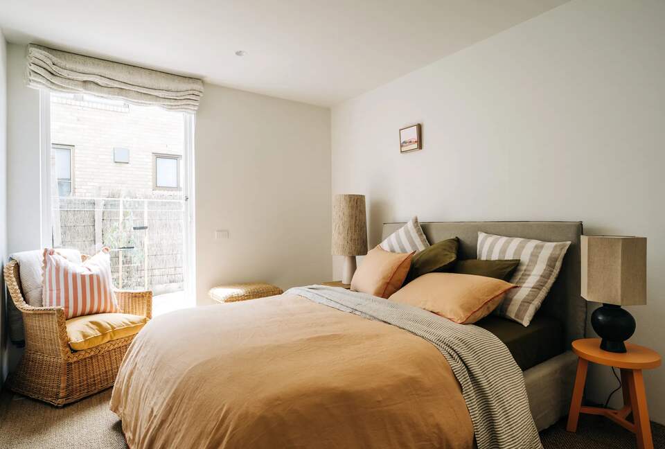 Luxury Coastal Retreat with Direct Beach Access - Queenscliff, Australia