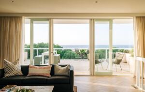 Luxury Coastal Retreat with Direct Beach Access - Queenscliff, Australia
