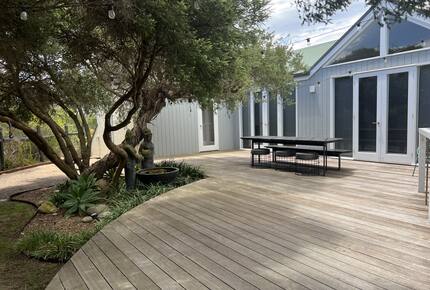 Elegant Oceanview Retreat Surrounded by Nature - Point Lonsdale, Australia