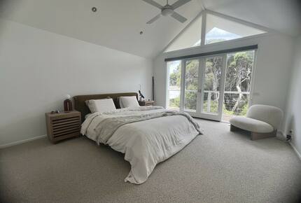 Elegant Oceanview Retreat Surrounded by Nature - Point Lonsdale, Australia