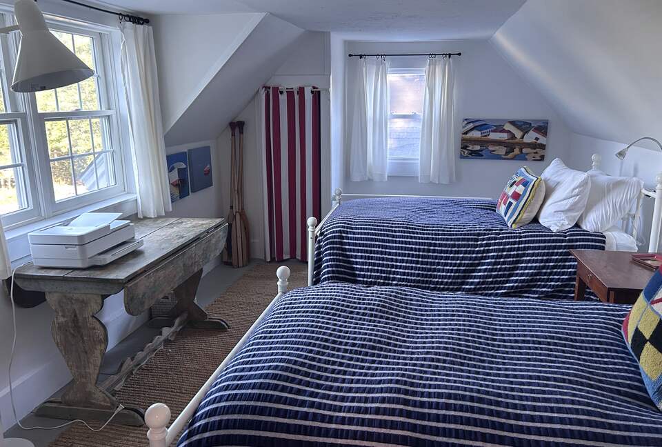 Refined Island Escape Minutes from Boothbay Harbor - Boothbay, Maine