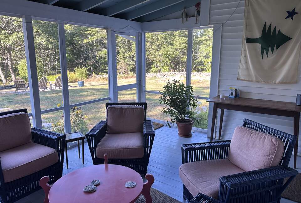 Refined Island Escape Minutes from Boothbay Harbor - Boothbay, Maine