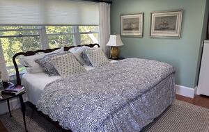 Refined Island Escape Minutes from Boothbay Harbor - Boothbay, Maine