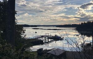 Refined Island Escape Minutes from Boothbay Harbor - Boothbay, Maine