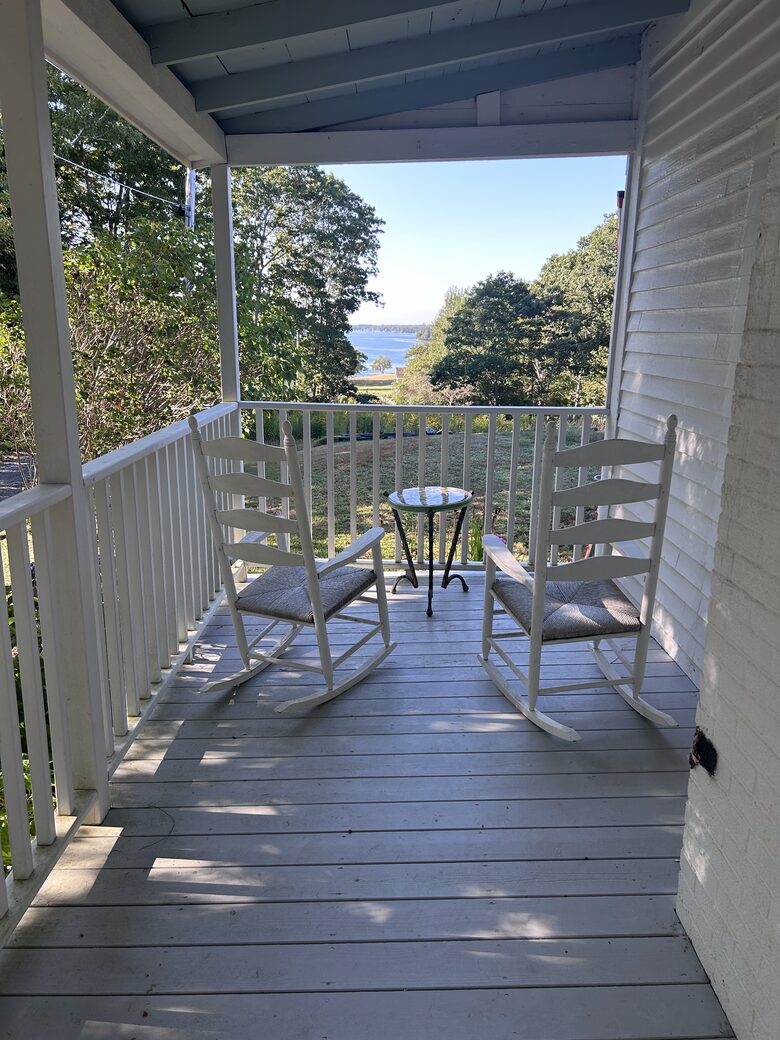 Refined Island Escape Minutes from Boothbay Harbor - Boothbay, Maine