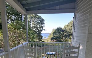 Refined Island Escape Minutes from Boothbay Harbor - Boothbay, Maine