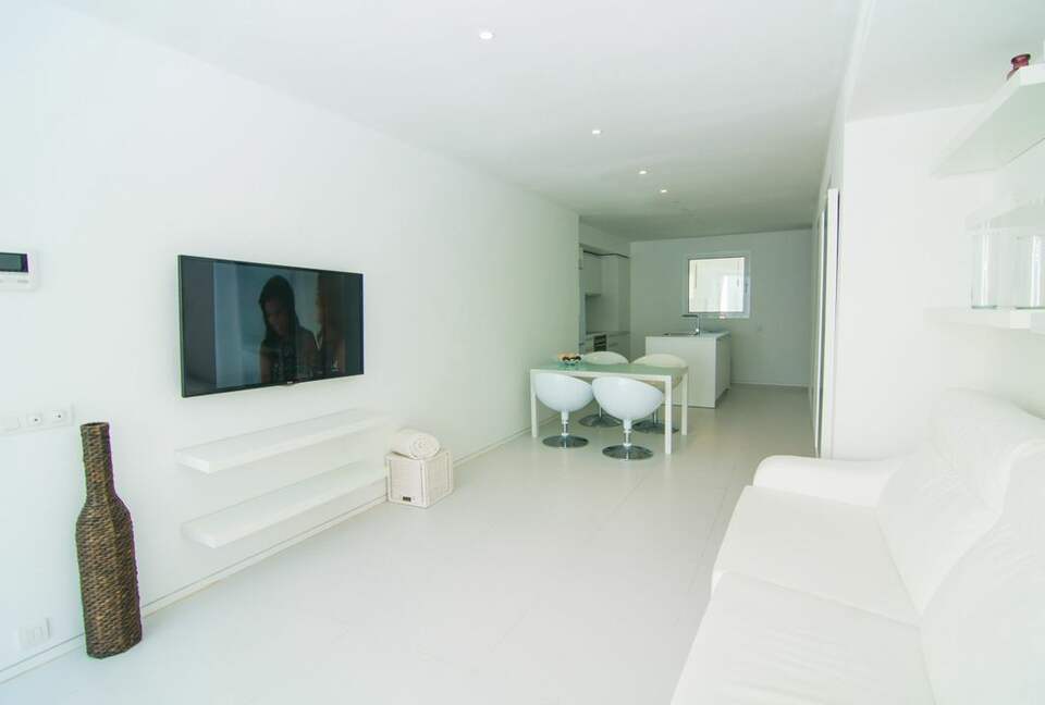 Inviting Ibiza Apartment in a Stylish Residence - Ibiza, Spain