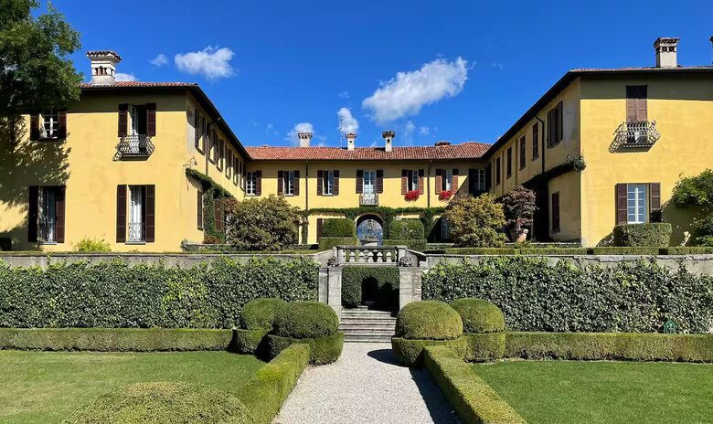 Elegant Apartment within Historic Villa La Vescogna near Lake Como - Calco, Italy