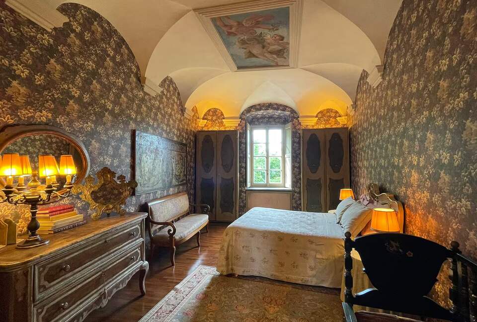 Elegant Apartment within Historic Villa La Vescogna near Lake Como - Calco, Italy