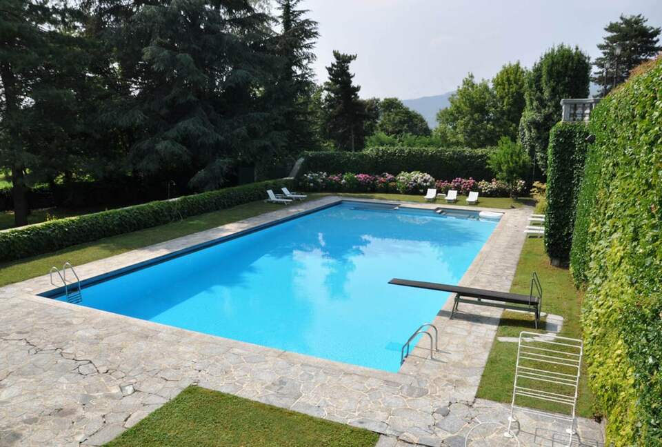 Elegant Apartment within Historic Villa La Vescogna near Lake Como - Calco, Italy