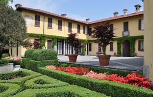 Elegant Apartment within Historic Villa La Vescogna near Lake Como - Calco, Italy