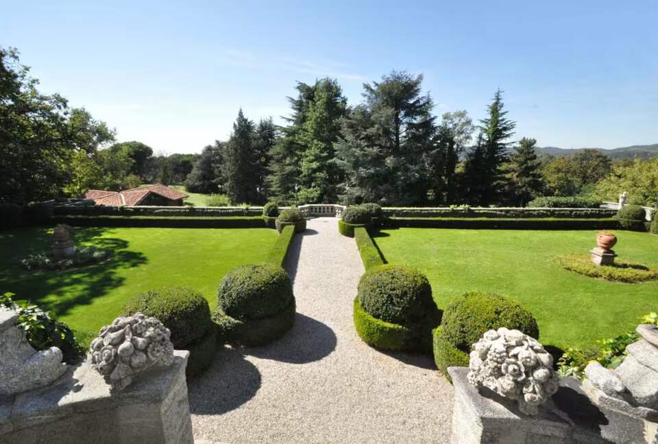 Elegant Apartment within Historic Villa La Vescogna near Lake Como - Calco, Italy