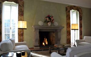 Elegant Apartment within Historic Villa La Vescogna near Lake Como - Calco, Italy