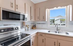 Canalfront Family Getaway Near Ocean Isle Beach - Ocean Isle Beach, North Carolina