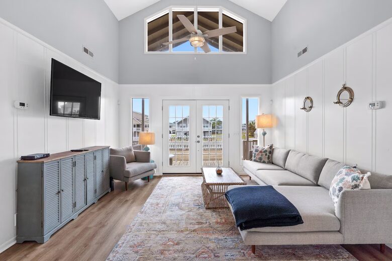 Canalfront Family Getaway Near Ocean Isle Beach - Ocean Isle Beach, North Carolina