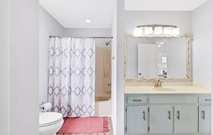 Canalfront Family Getaway Near Ocean Isle Beach - Ocean Isle Beach, North Carolina