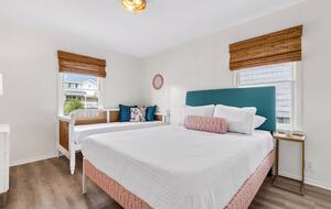 Canalfront Family Getaway Near Ocean Isle Beach - Ocean Isle Beach, North Carolina