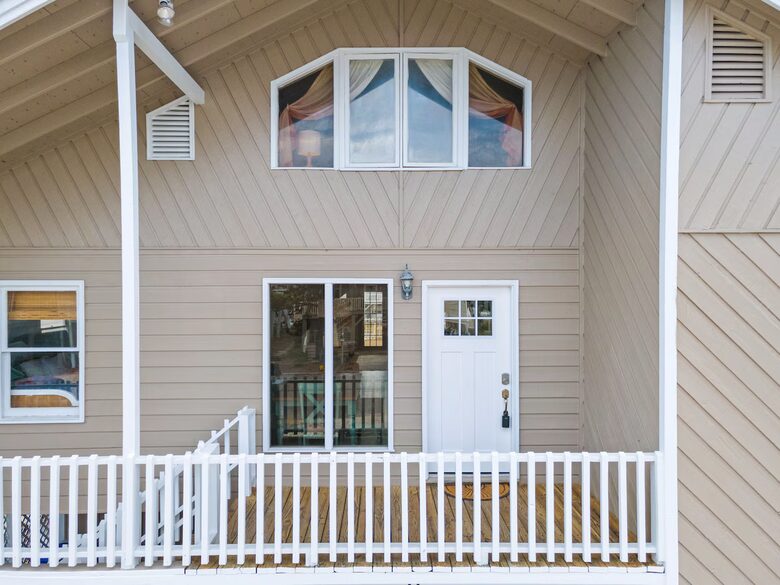 Canalfront Family Getaway Near Ocean Isle Beach - Ocean Isle Beach, North Carolina