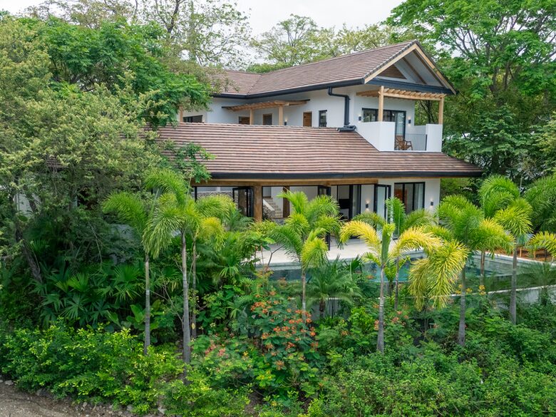 Luxury Jungle Retreat Steps from Guiones Beach - Nosara, Costa Rica