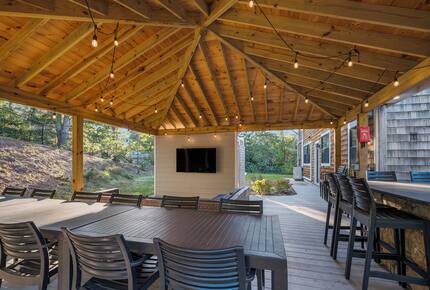 Horseshoe Landing: Family Oasis with Heated Pool & Outdoor Kitchen - Eastham, Massachusetts