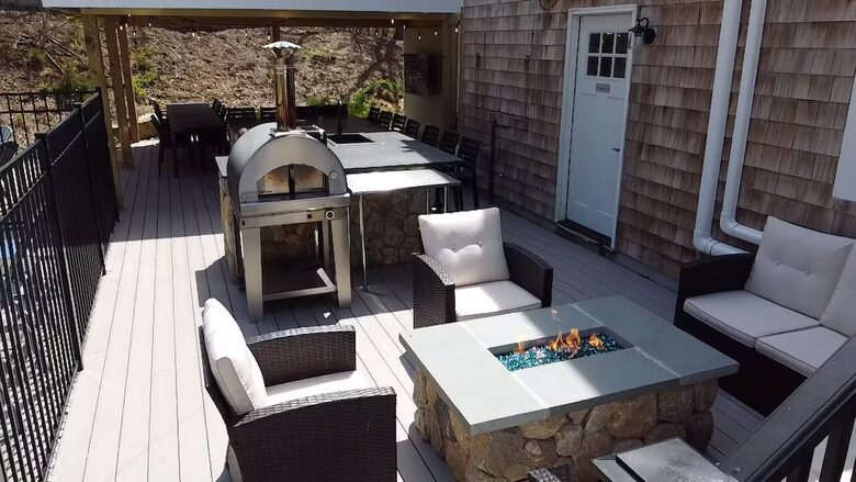 Horseshoe Landing: Family Oasis with Heated Pool & Outdoor Kitchen - Eastham, Massachusetts