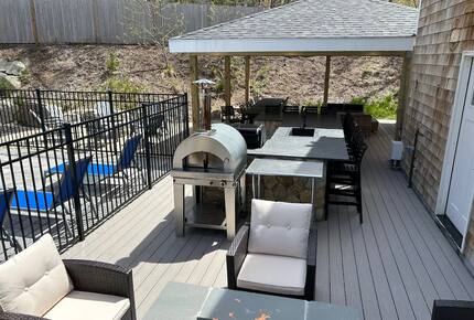 Horseshoe Landing: Family Oasis with Heated Pool & Outdoor Kitchen - Eastham, Massachusetts