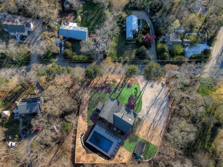 Horseshoe Landing: Family Oasis with Heated Pool & Outdoor Kitchen - Eastham, Massachusetts