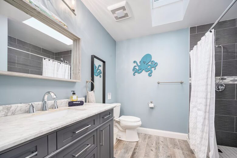 Horseshoe Landing: Family Oasis with Heated Pool & Outdoor Kitchen - Eastham, Massachusetts