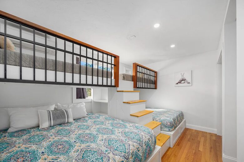 Horseshoe Landing: Family Oasis with Heated Pool & Outdoor Kitchen - Eastham, Massachusetts