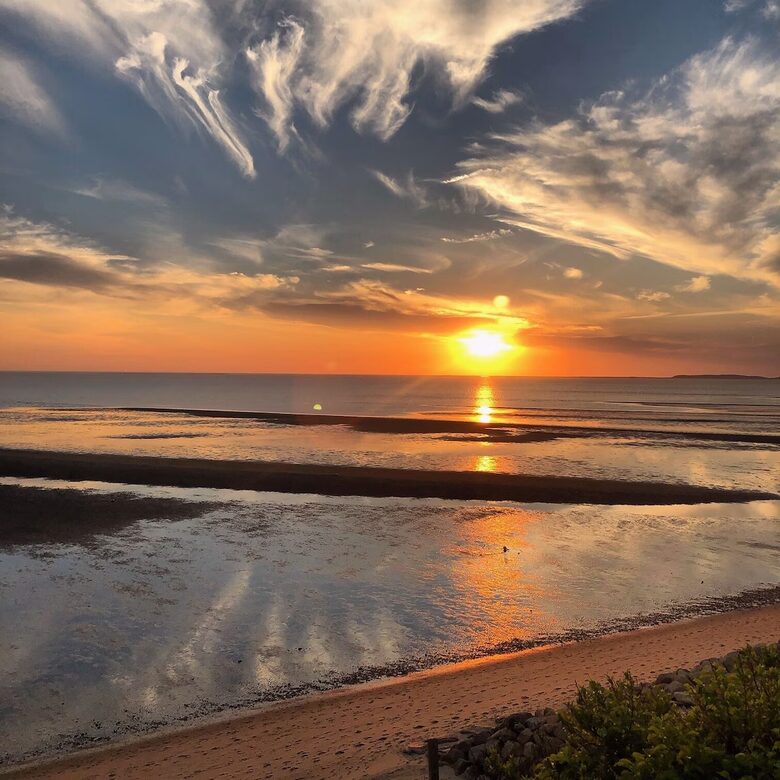 Horseshoe Landing: Family Oasis with Heated Pool & Outdoor Kitchen - Eastham, Massachusetts