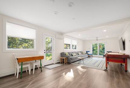 Horseshoe Landing: Family Oasis with Heated Pool & Outdoor Kitchen - Eastham, Massachusetts