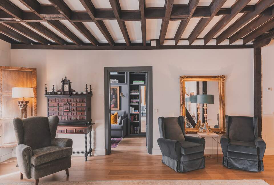 Restored Spanish Mansion with Studio and Private Patio - Toledo, Spain