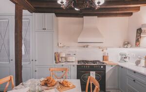 Restored Spanish Mansion with Studio and Private Patio - Toledo, Spain