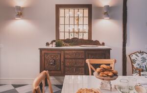 Restored Spanish Mansion with Studio and Private Patio - Toledo, Spain