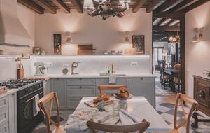 Restored Spanish Mansion with Studio and Private Patio - Toledo, Spain