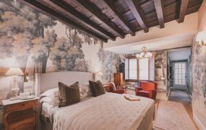 Restored Spanish Mansion with Studio and Private Patio - Toledo, Spain