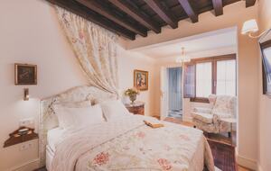 Restored Spanish Mansion with Studio and Private Patio - Toledo, Spain