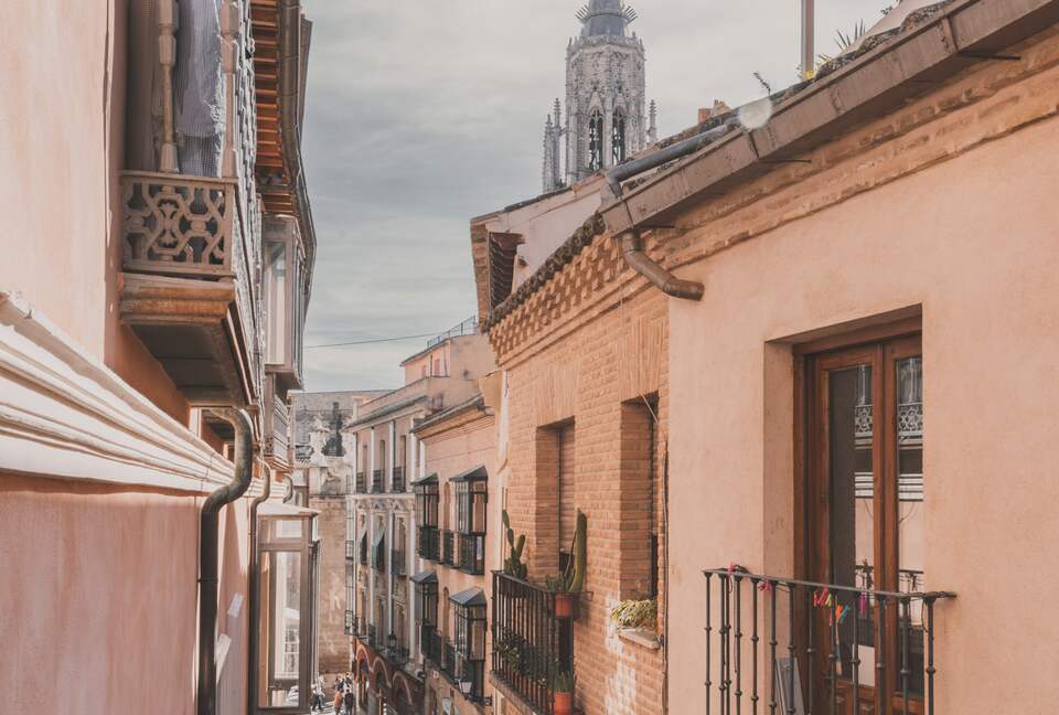 Restored Spanish Mansion with Studio and Private Patio - Toledo, Spain
