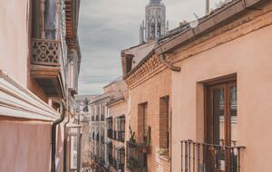 Restored Spanish Mansion with Studio and Private Patio - Toledo, Spain