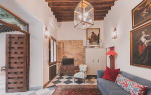Restored Spanish Mansion with Studio and Private Patio - Toledo, Spain